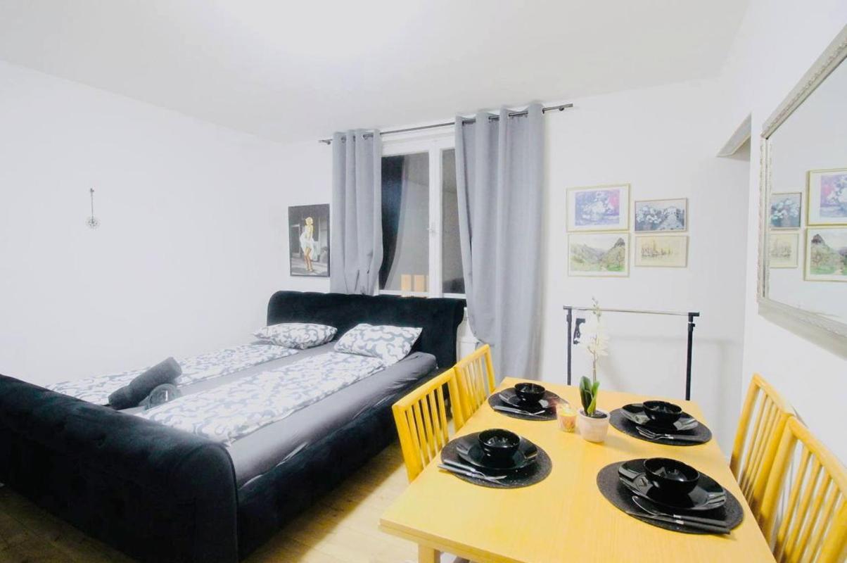 Modern In Millennium Area Apartamento