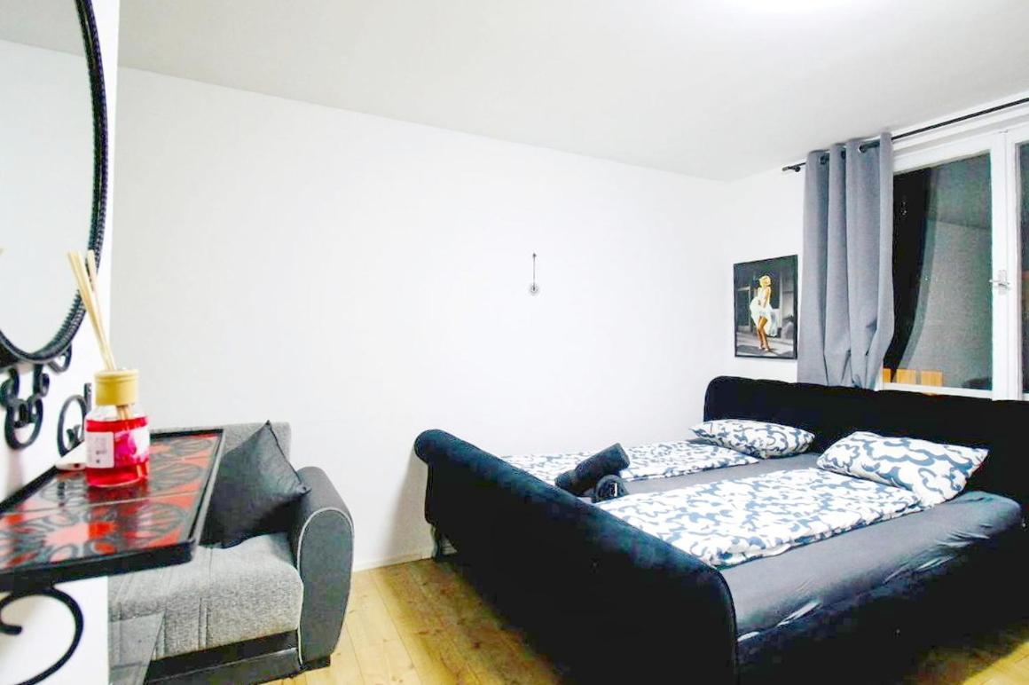 Modern In Millennium Area Viena