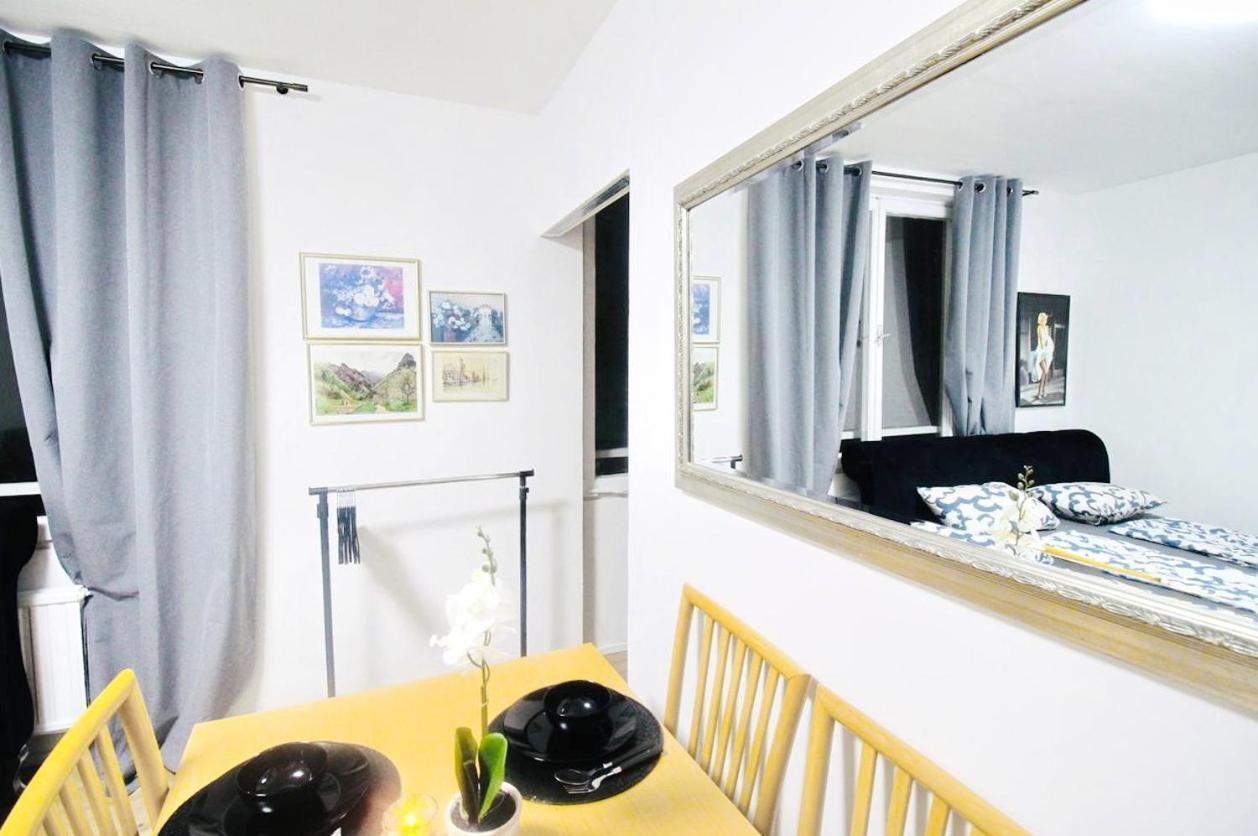 Modern In Millennium Area Apartamento